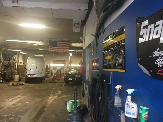 Dillin Auto & Tire Car Care