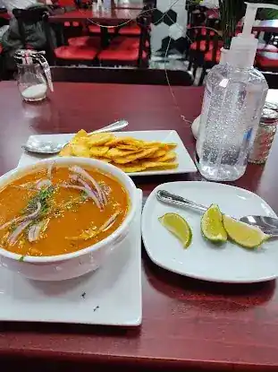Dinastia Ecuadorian Food