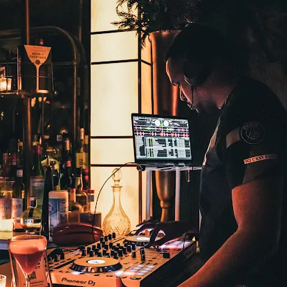 DJ Del
