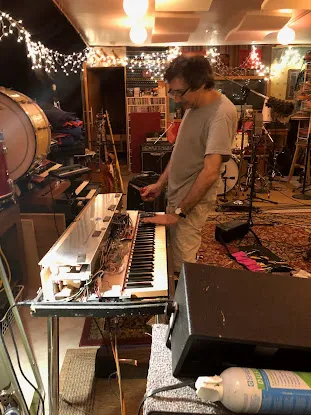Doc Wurly -- House Calls to Service your Wurlitzer Electric Piano (no digital pianos)