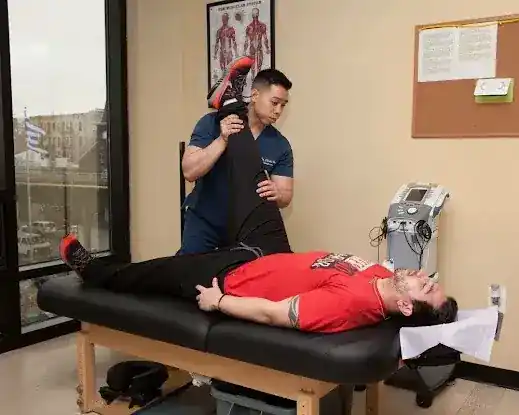 Dr. Charlie Bui, DC