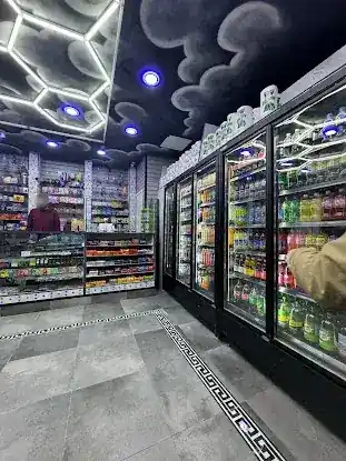 Dr. High Convenience Shop