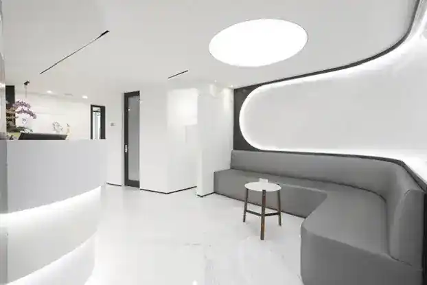 Dr. Michael Apa, Apa Aesthetic