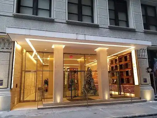 Dr. Ulusan MedicalHair Clinic - Hair Transplant Consultation Office