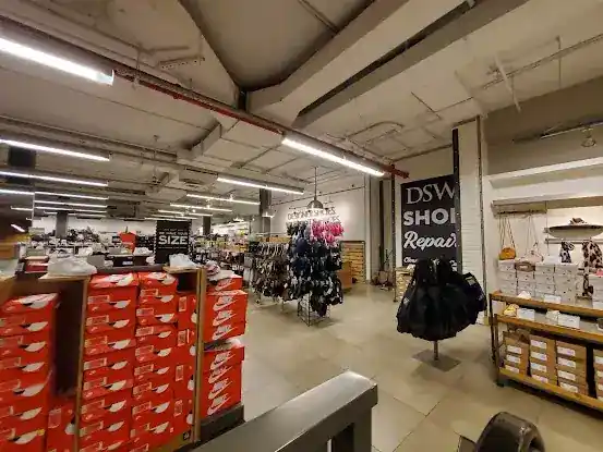 DSW Designer Shoe Warehouse