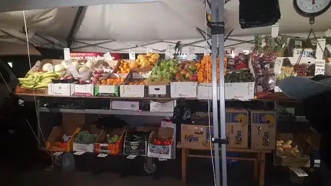 Durga Deeb Fruits And Vegetables Food Vendor
