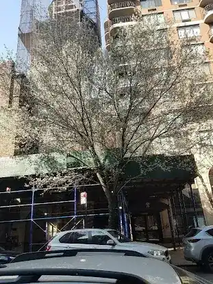 E 74th Street Parking