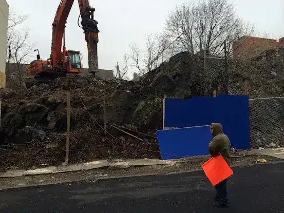 East Coast Breaking