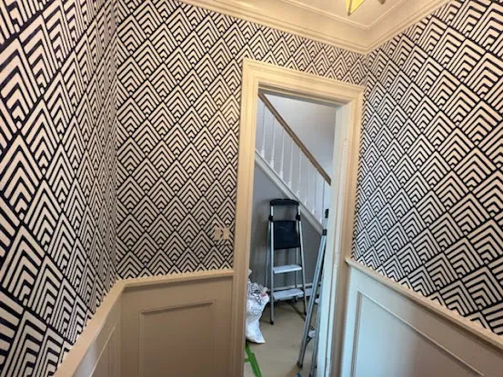E&B Luxury Wallcovering