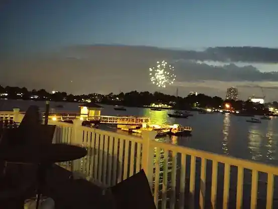 Echo Bay Yacht Club