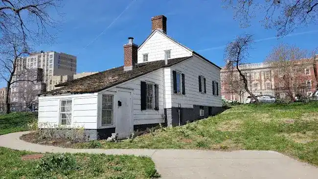 Edgar Allan Poe Cottage