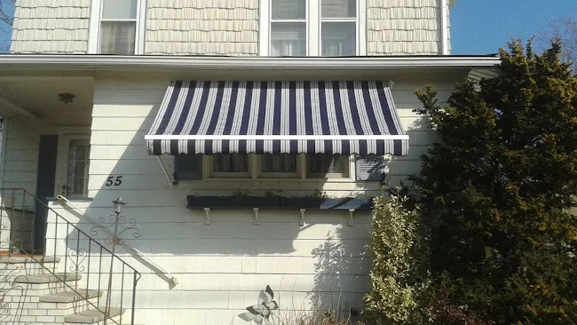 Edge Signs & Awnings