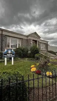 Edgewater Public Library