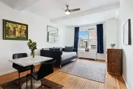 Eileen Rappaport at Douglas Elliman