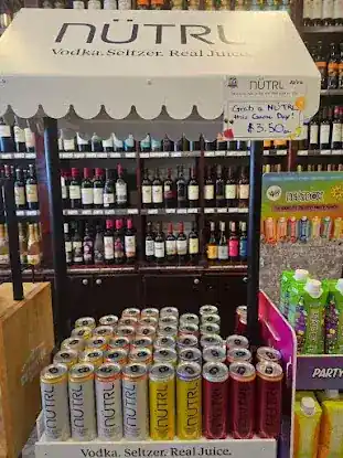 E/Jay's Wines & Liquors