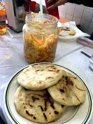 El Azteca & El Guanaco