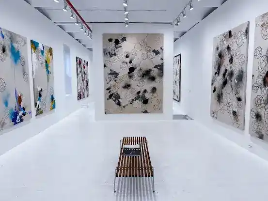 Eric Firestone Gallery