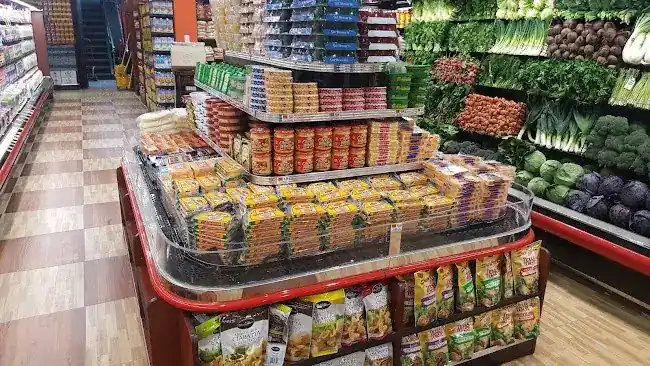 Extra Jumbo Market Place