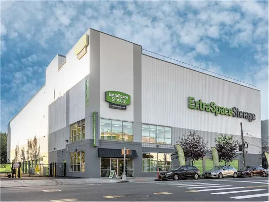 Extra Space Storage