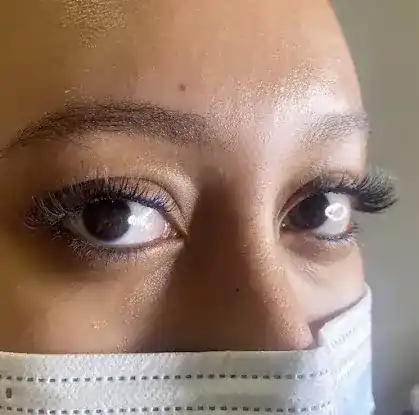 Eyelash Bella