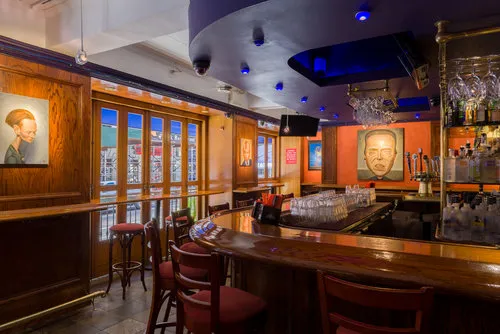 Faces & Names Bar and Lounge