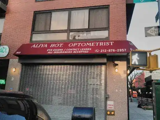 Family Optometry 121, PC
