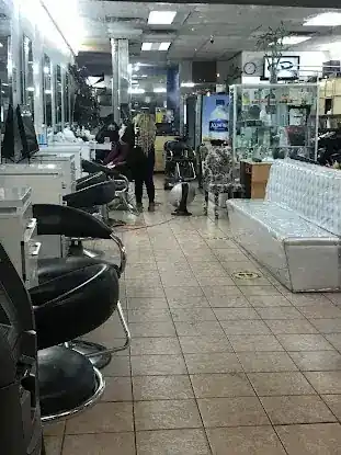 Fantasy Hair & Spa