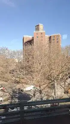 Farragut Houses (NYCHA)