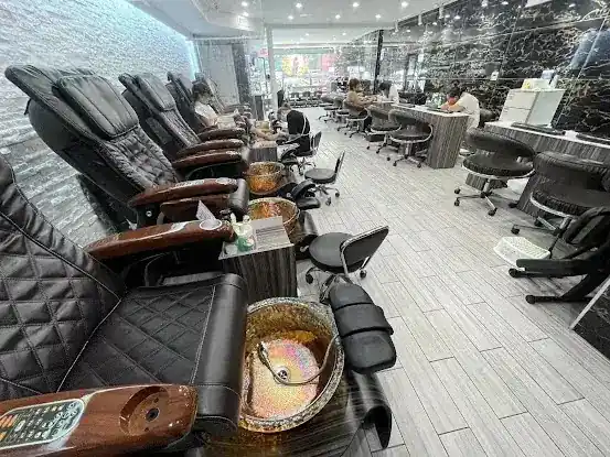 Fashion nail and spa 4