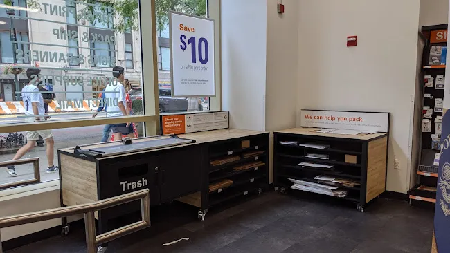FedEx Office Print & Ship Center