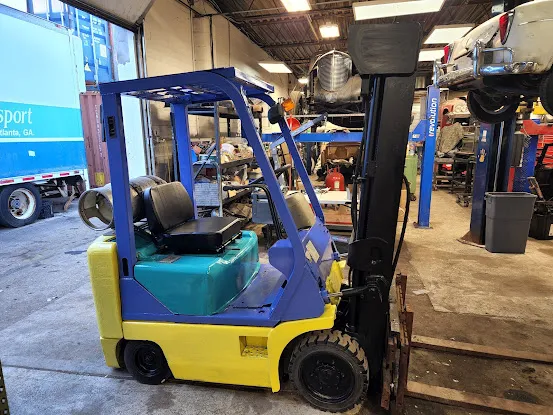 Forklift tire /New York Renu Industrial