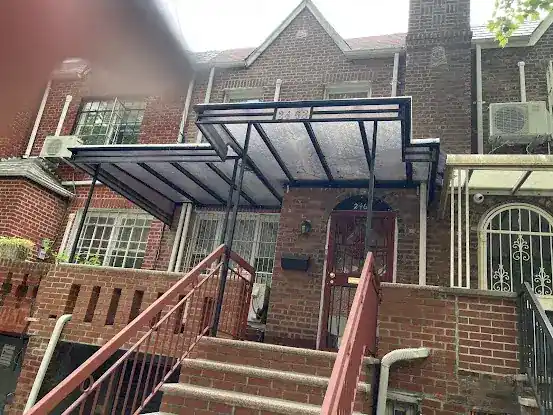 Four seasons awnings
