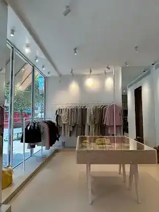 Frankie Shop