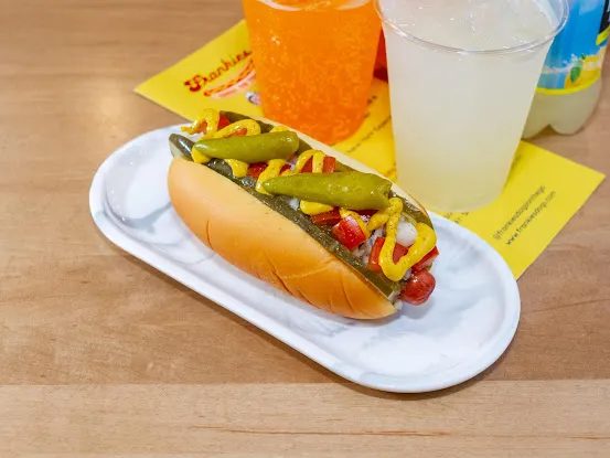 Frankies Dogs On The Go
