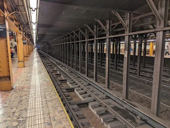 Franklin Street Station (Downtown train)