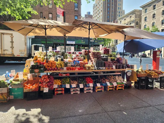 Fruit & Vegetable Stand