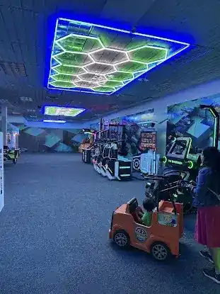 FUTURE (VR, Arcade, Fun)