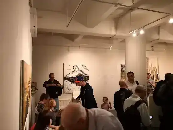 Gallery MC