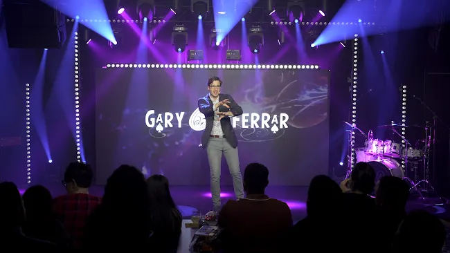 Gary Ferrar! - NYC Magician/Mentalist for corporate, live and virtual events