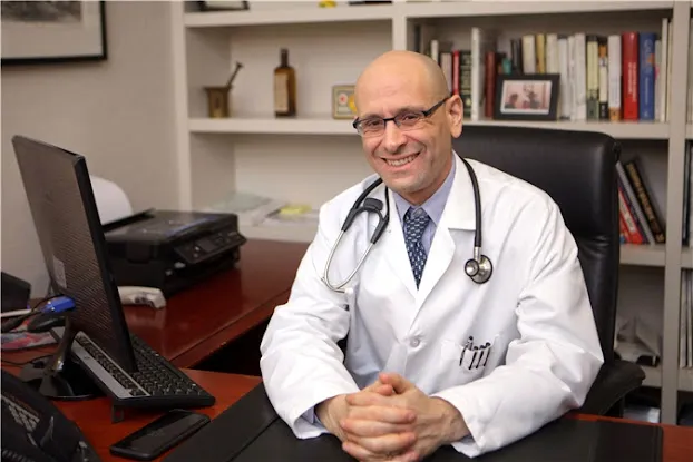 Gary J Stadtmauer MD