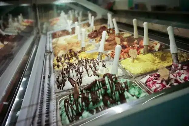 Gelatoville Gelateria Coffee & bakery