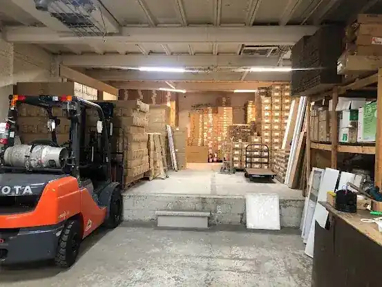 Gelb Lighting