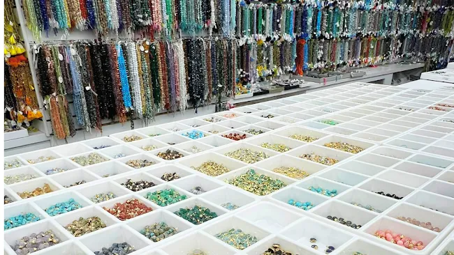 Gems Ocean - Wholesaler of Premium Gemstone Beads and Jewelry.