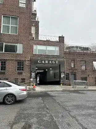 GMC Parking