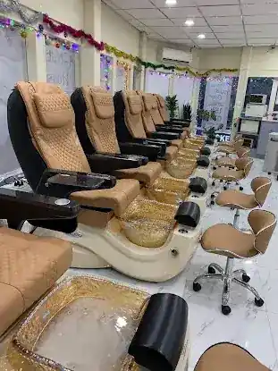 Golden House Nail Spa