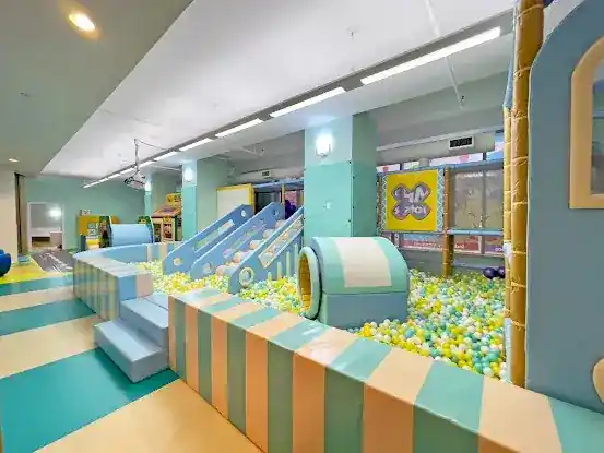 Golden Minds Playground