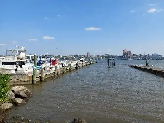 Grand Cove Marina