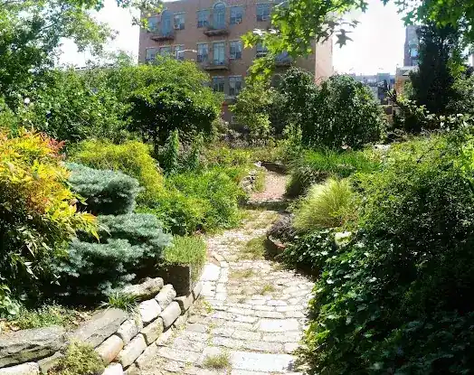Green Dome Garden