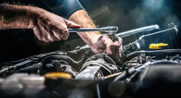 Green Eyes mechanic & body work