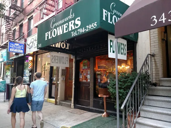 Greenworks Flowers